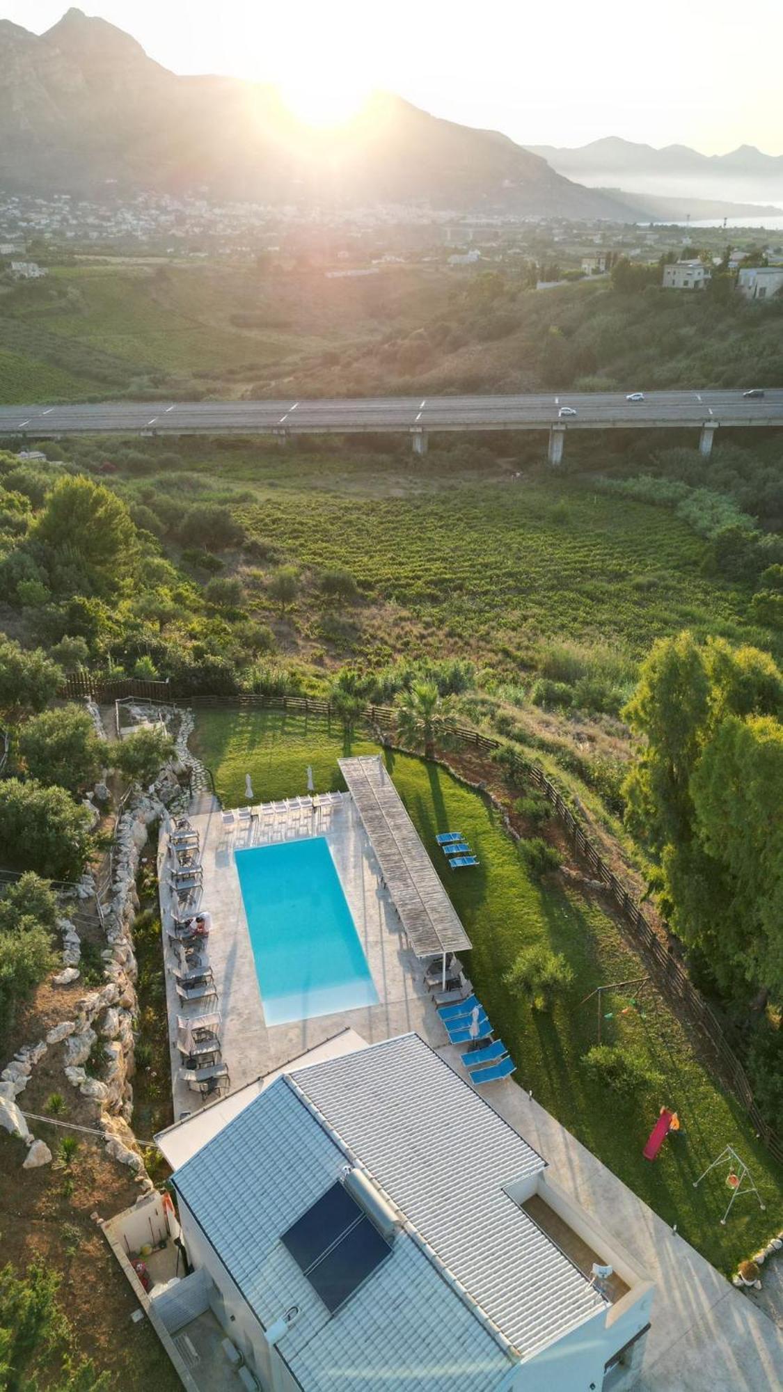 Ci Vulia B&B - Sicilia Sea, Pool, Bbq, Tv, Wi-Fi アルカモ・マリーナ エクステリア 写真